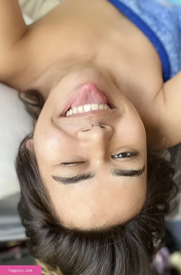 Kiyana Vi