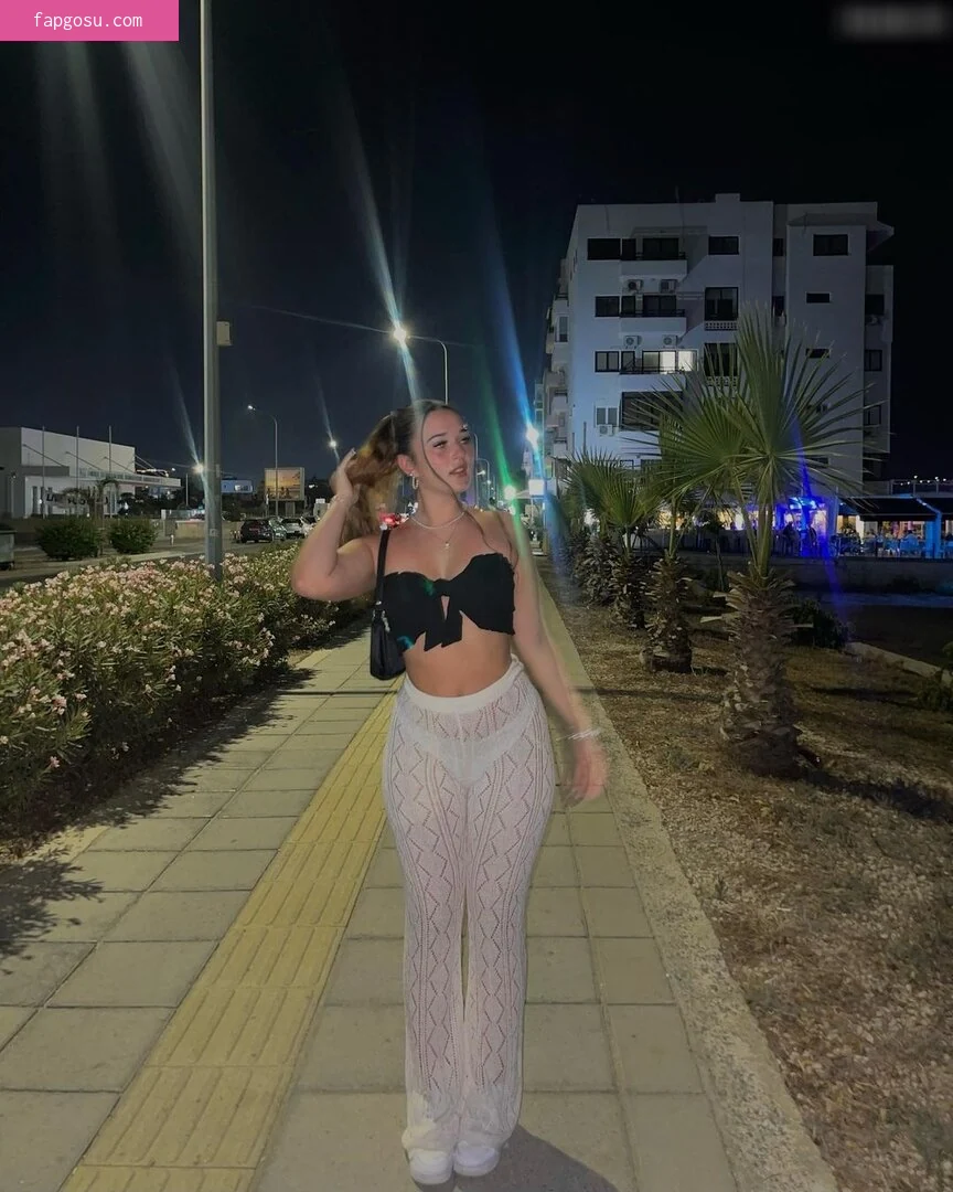 Lotti Aisha Greinwald