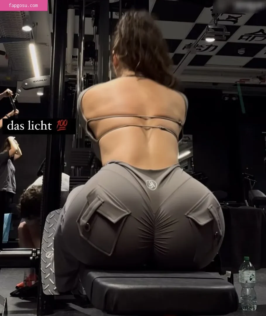 Lya Aylin