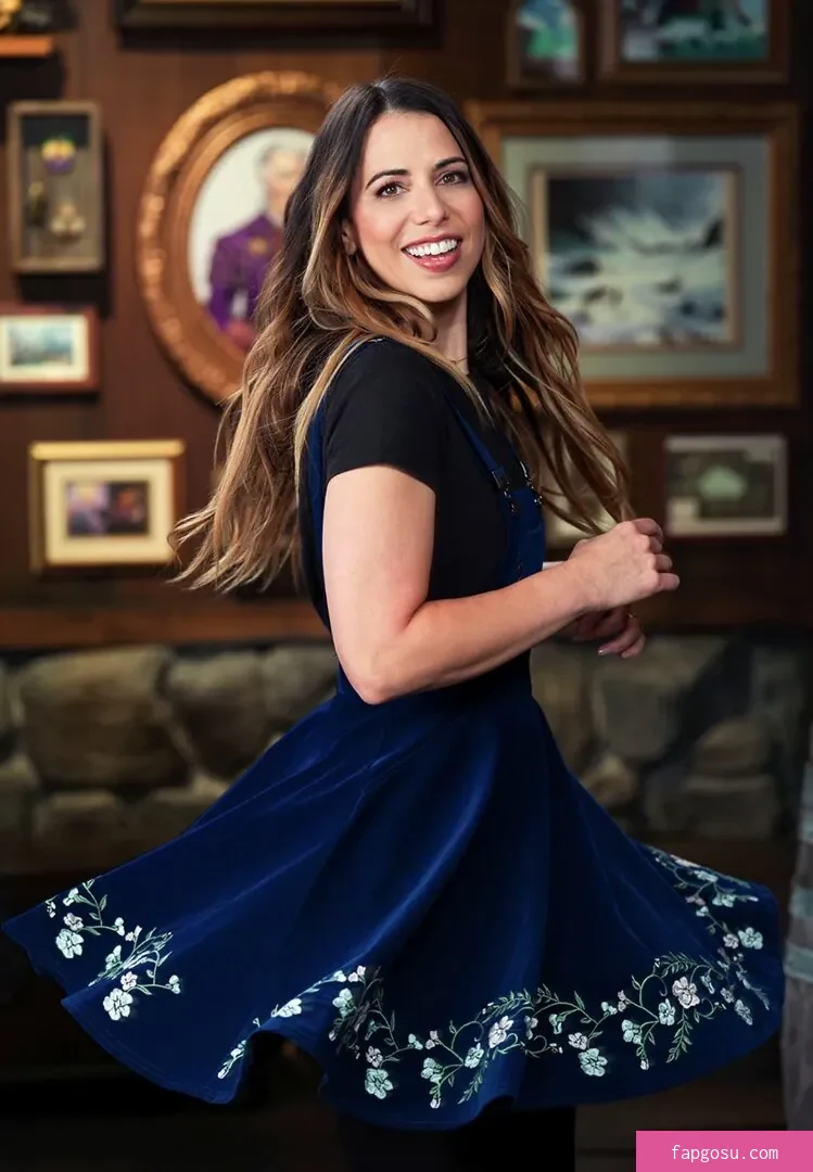 Laura Bailey