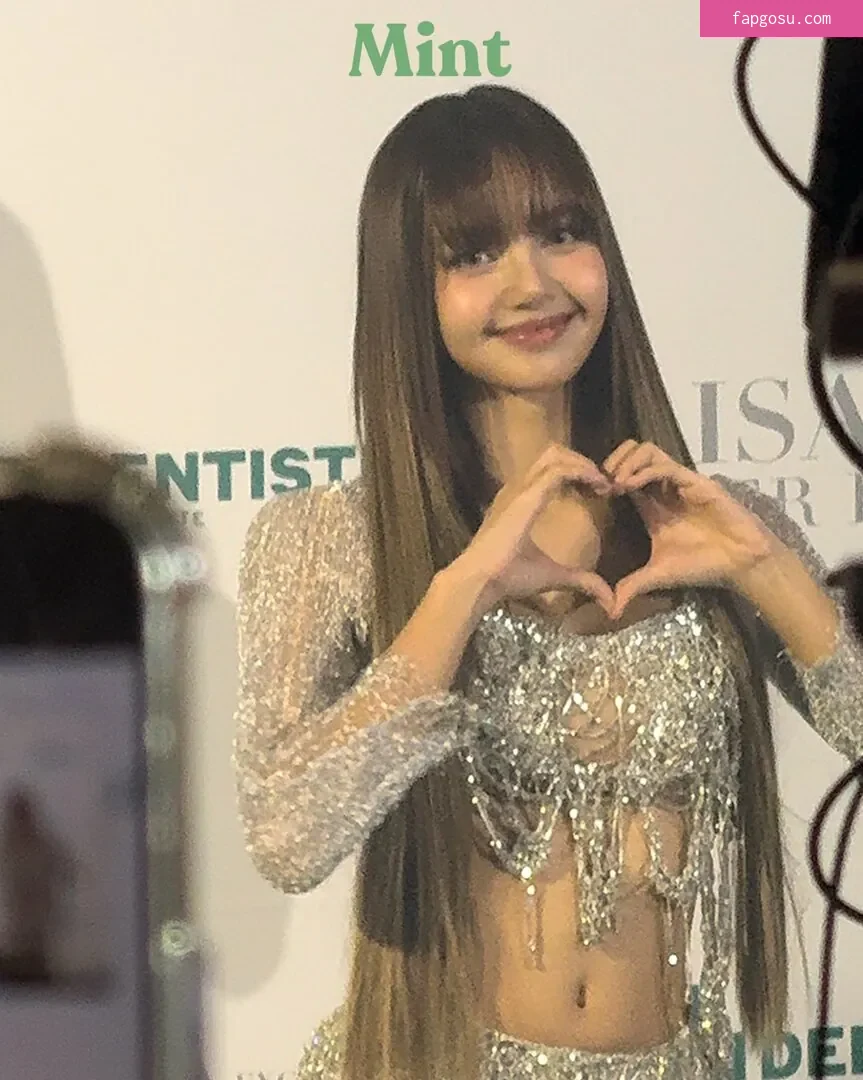 Lisa Blackpink