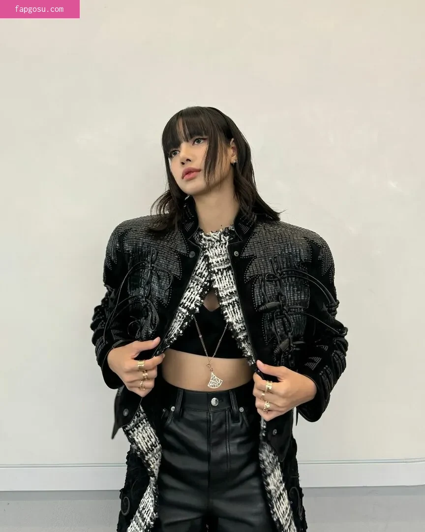 Lisa Blackpink