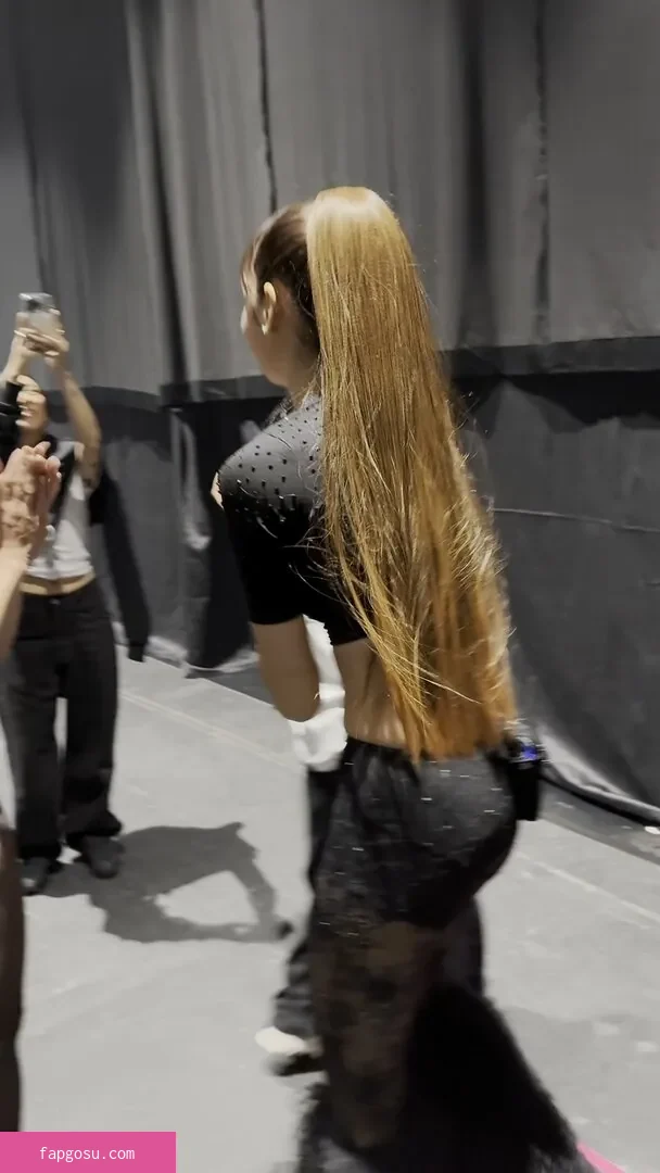 Lisa Blackpink