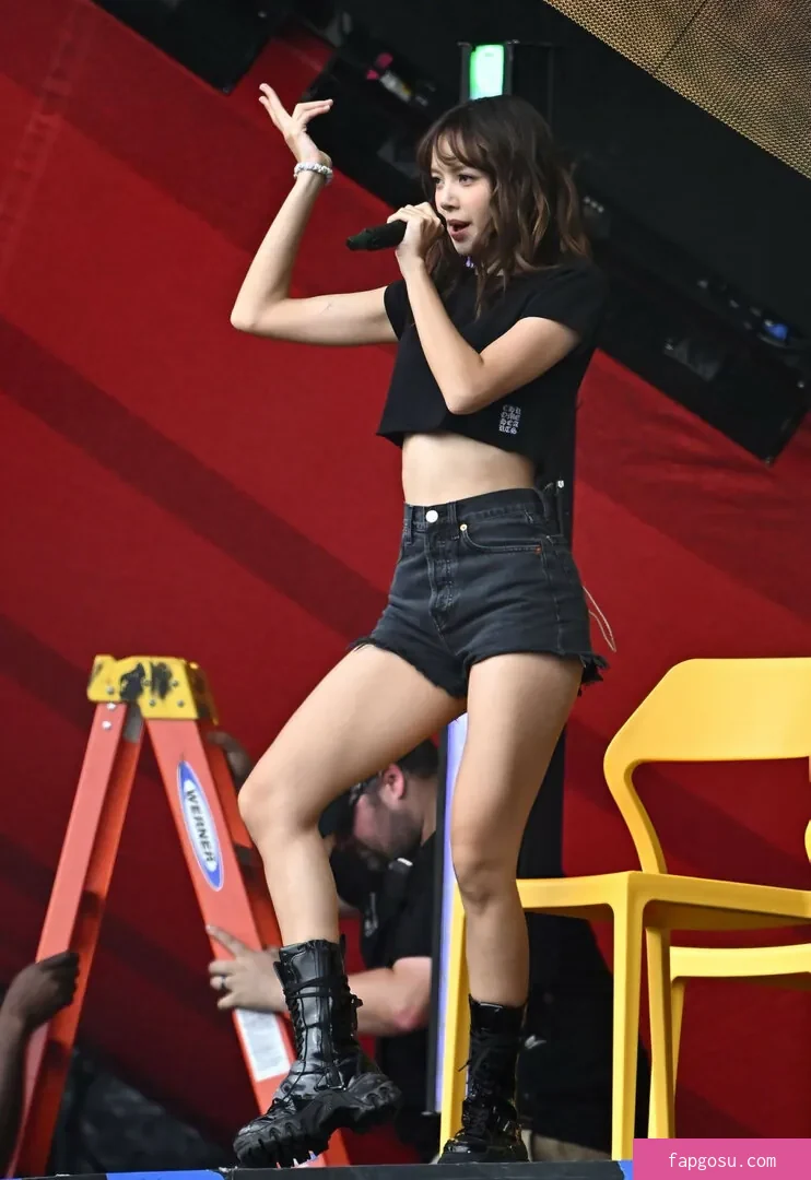 Lisa Blackpink