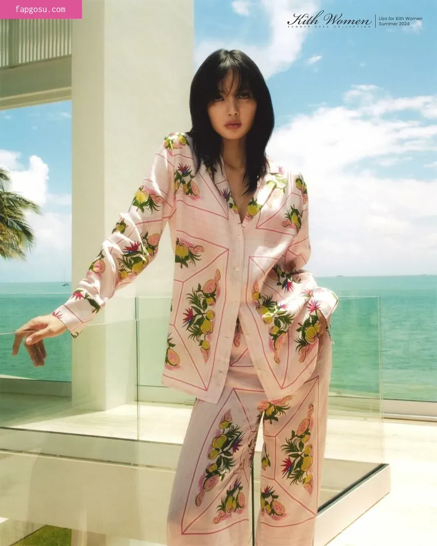 Lisa Blackpink