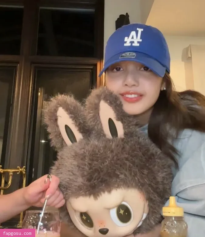 Lisa Blackpink