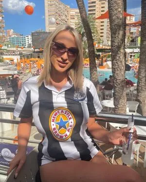Lauren Day content