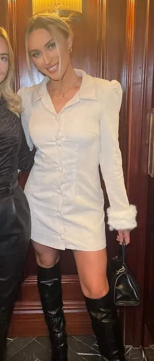 Lauren Day content