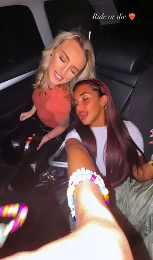 Lauren Day content
