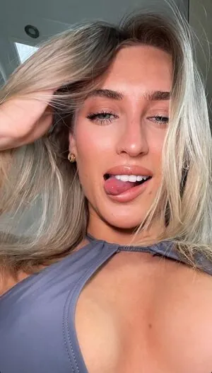 Lauren Day content