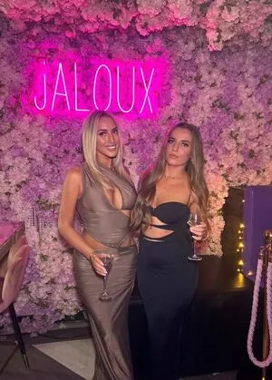 Lauren Day content