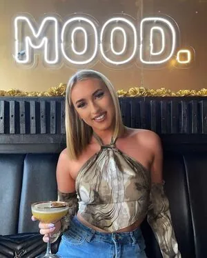 Lauren Day content