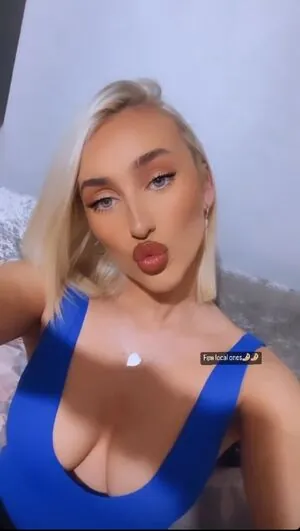 Lauren Day content