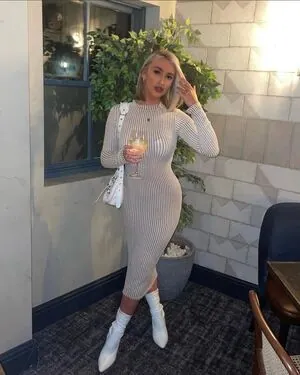 Lauren Day content