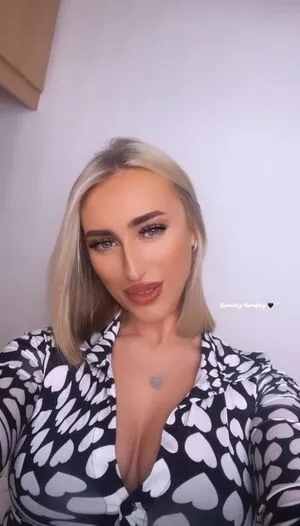 Lauren Day content
