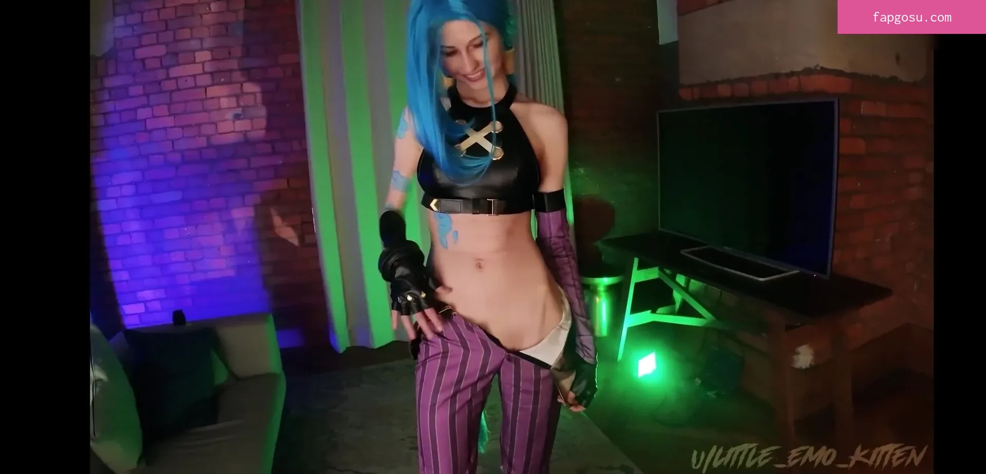 little_emo_kitten