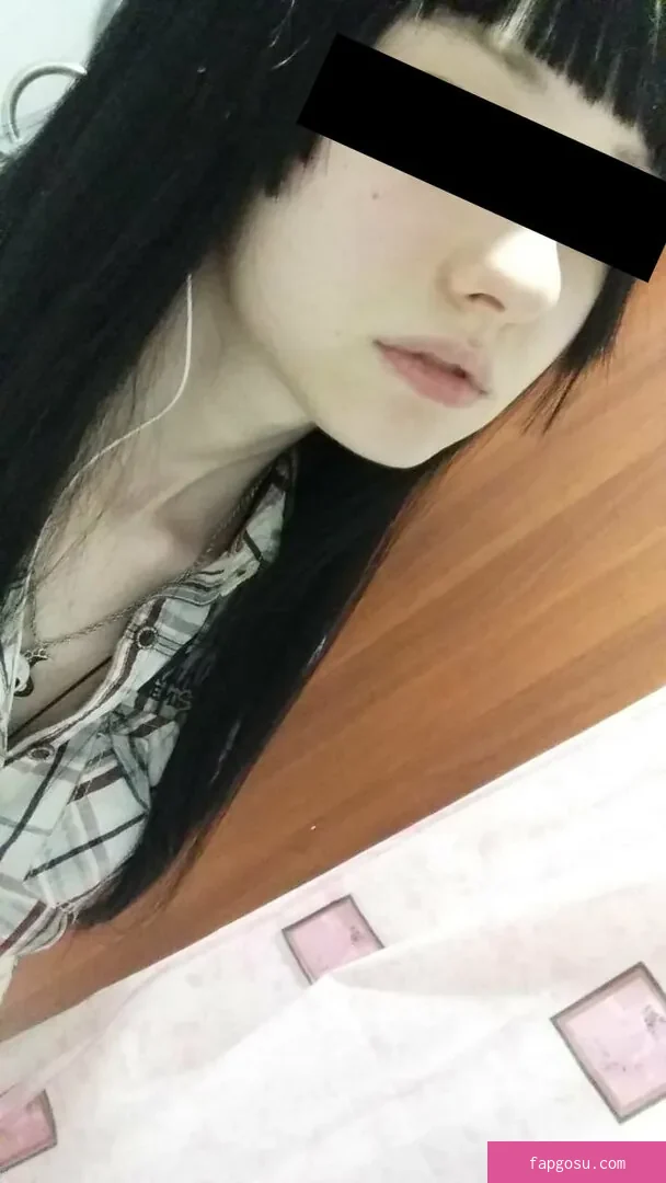little_emo_kitten
