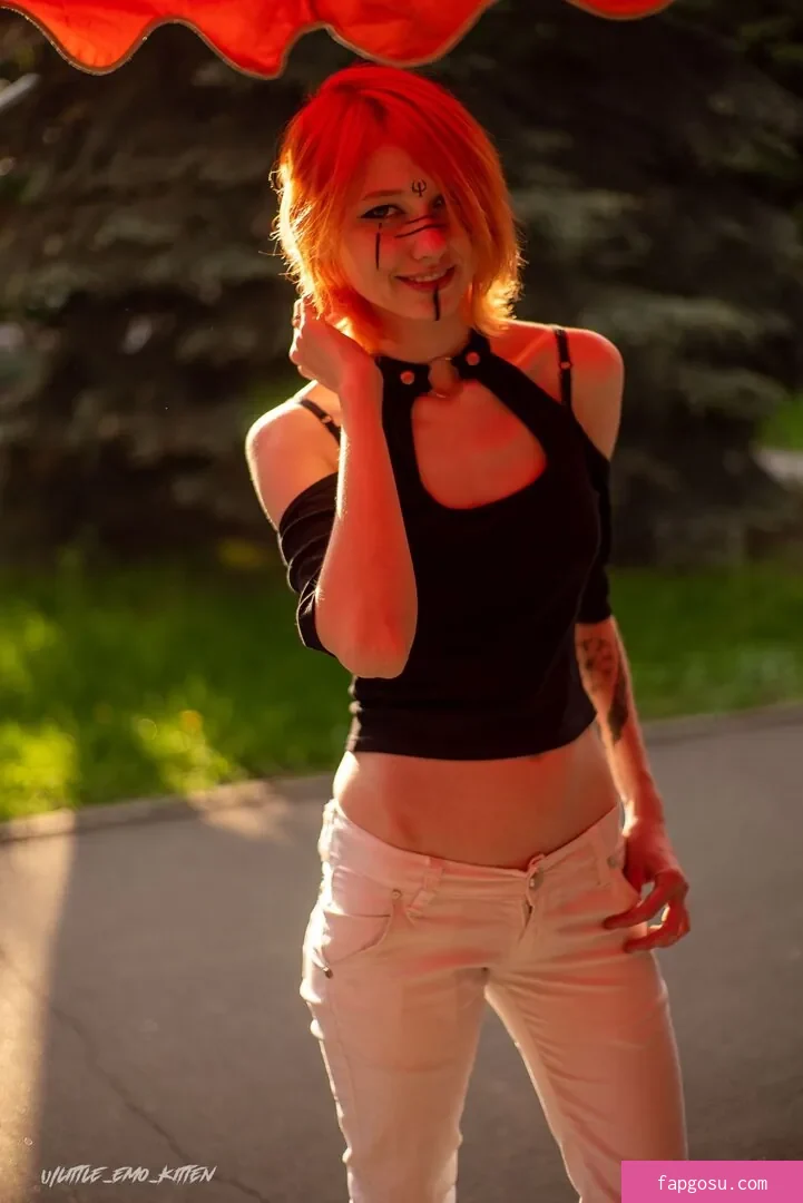 little_emo_kitten