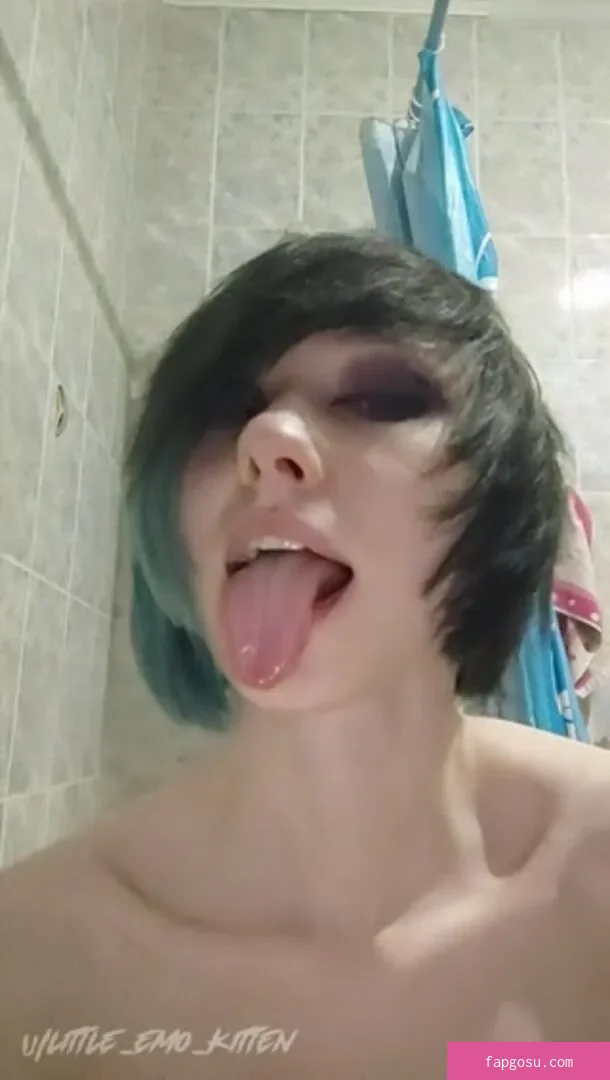 little_emo_kitten