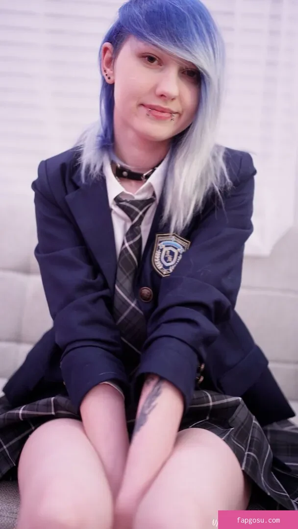 little_emo_kitten