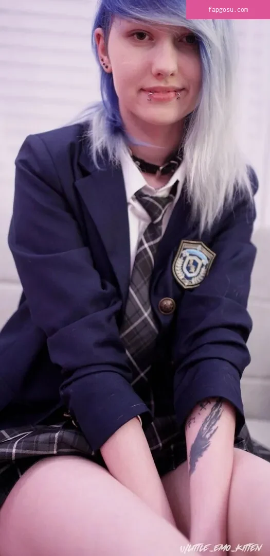 little_emo_kitten