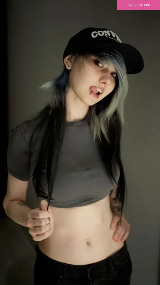 little_emo_kitten