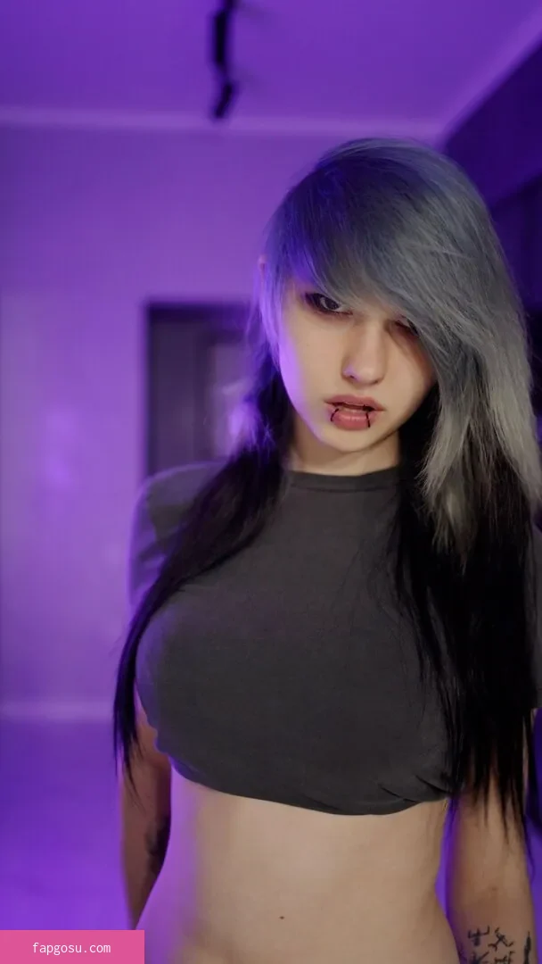 little_emo_kitten