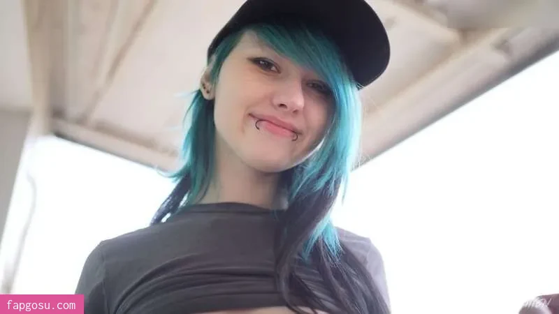 little_emo_kitten