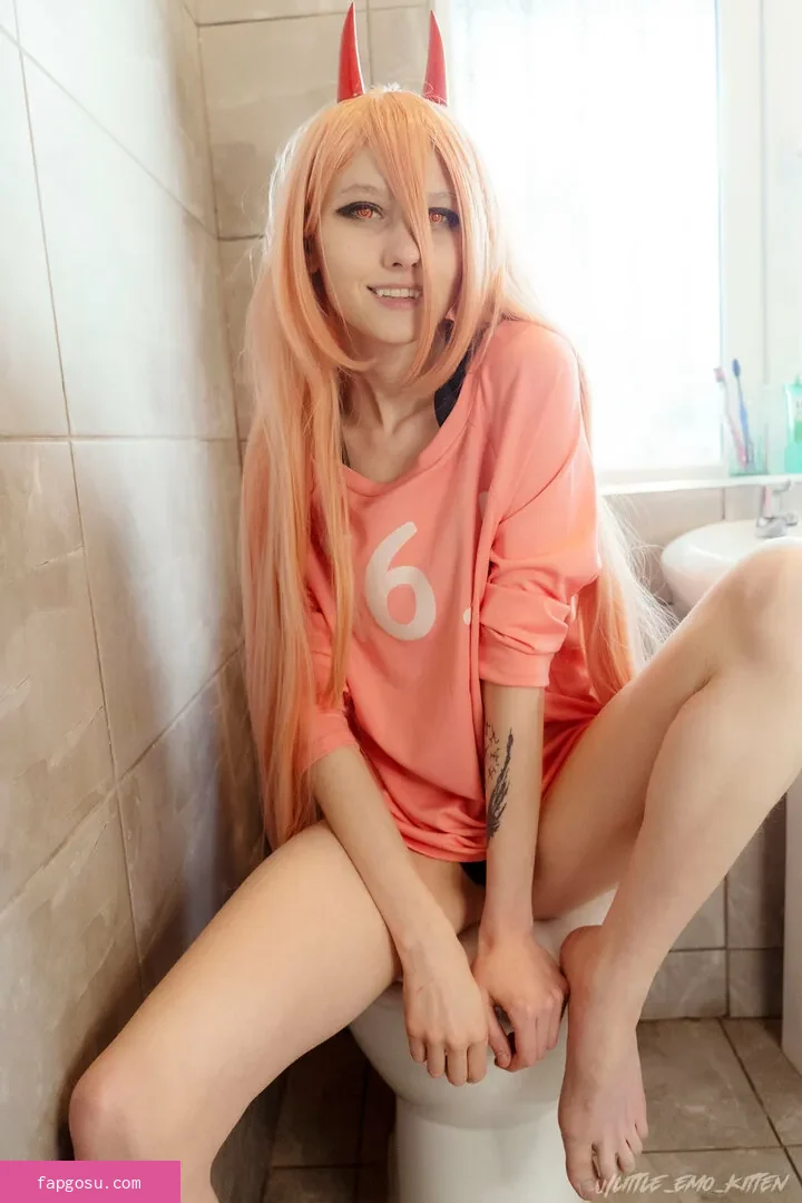 little_emo_kitten