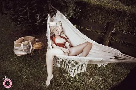 Lovita Fate content