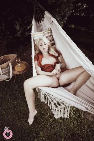 Lovita Fate content