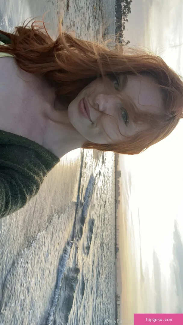 Lacy Lennon