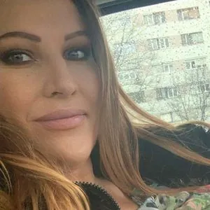 Laura Orsolya