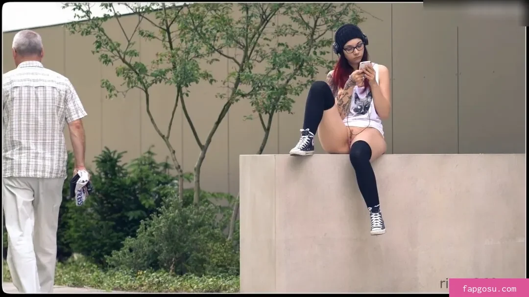 Leah Obscure