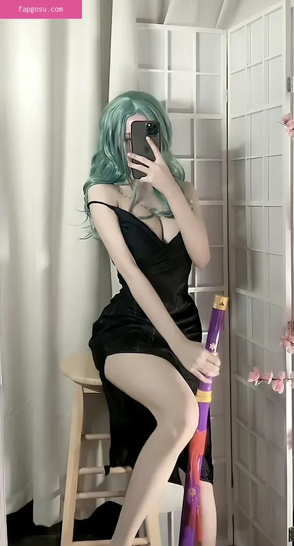 Lolaaasaur