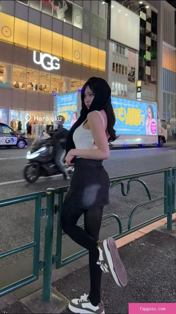 Lolaaasaur