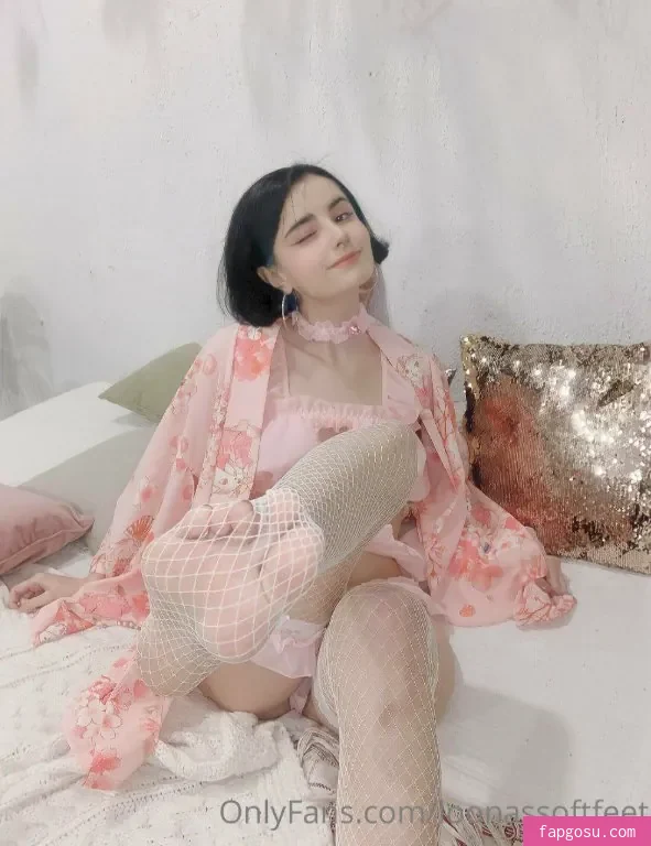 loonassoftfeet