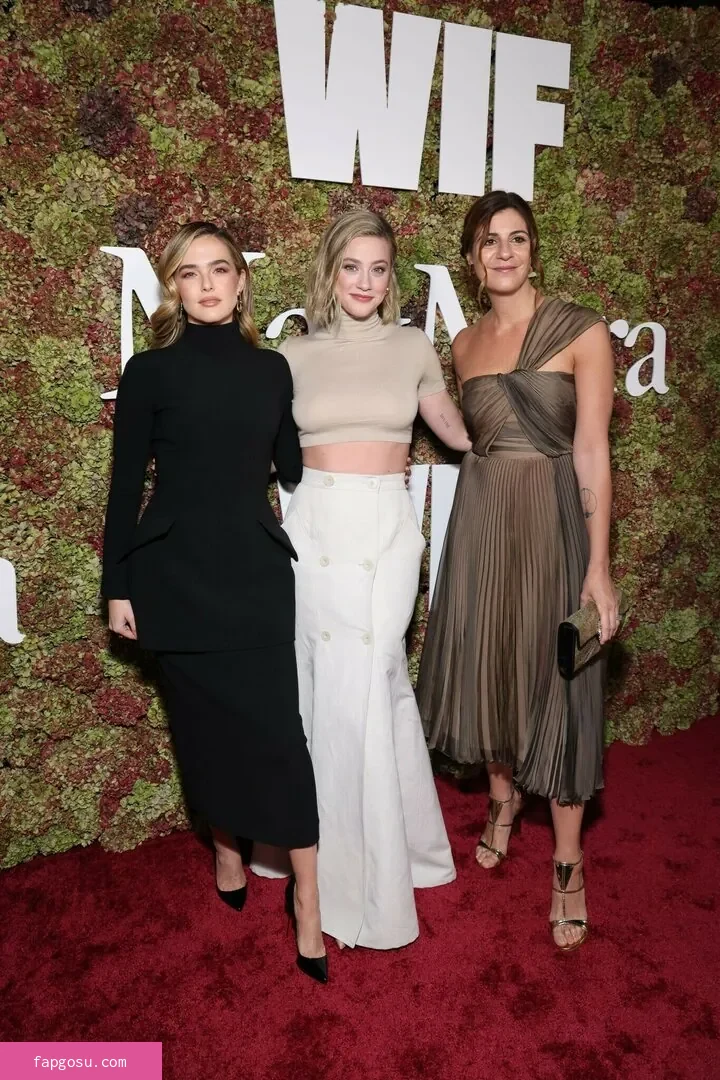 Lili Reinhart