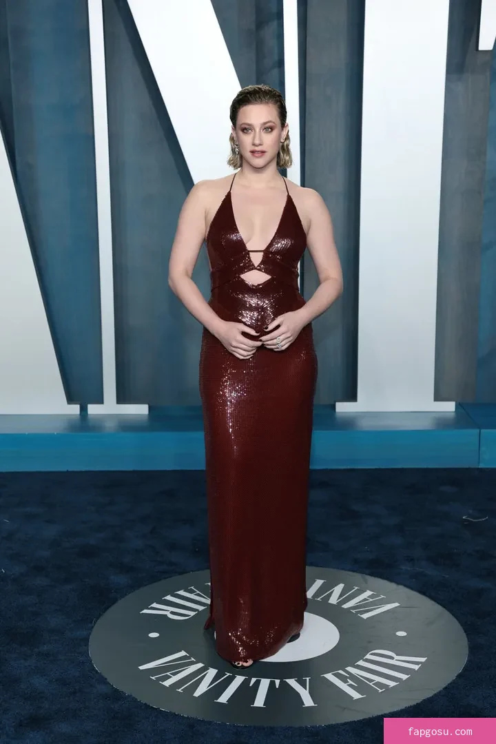 Lili Reinhart