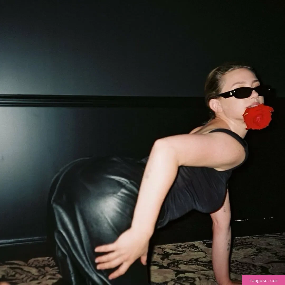 Lili Reinhart