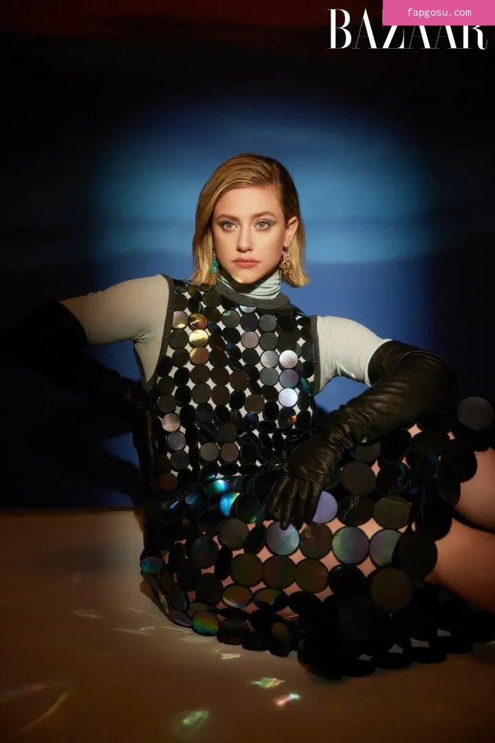 Lili Reinhart