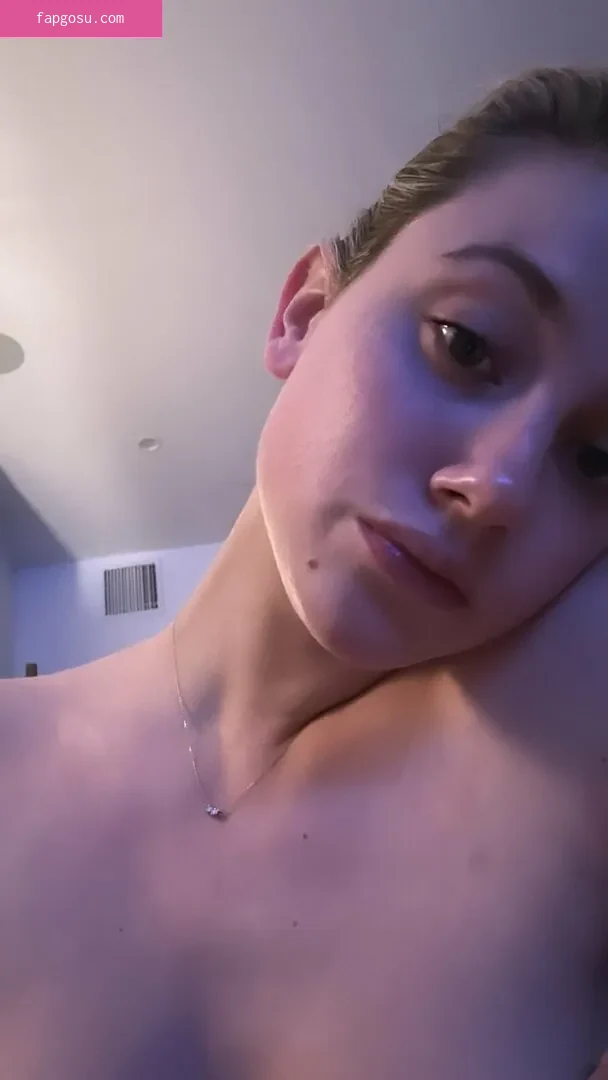 Lili Reinhart