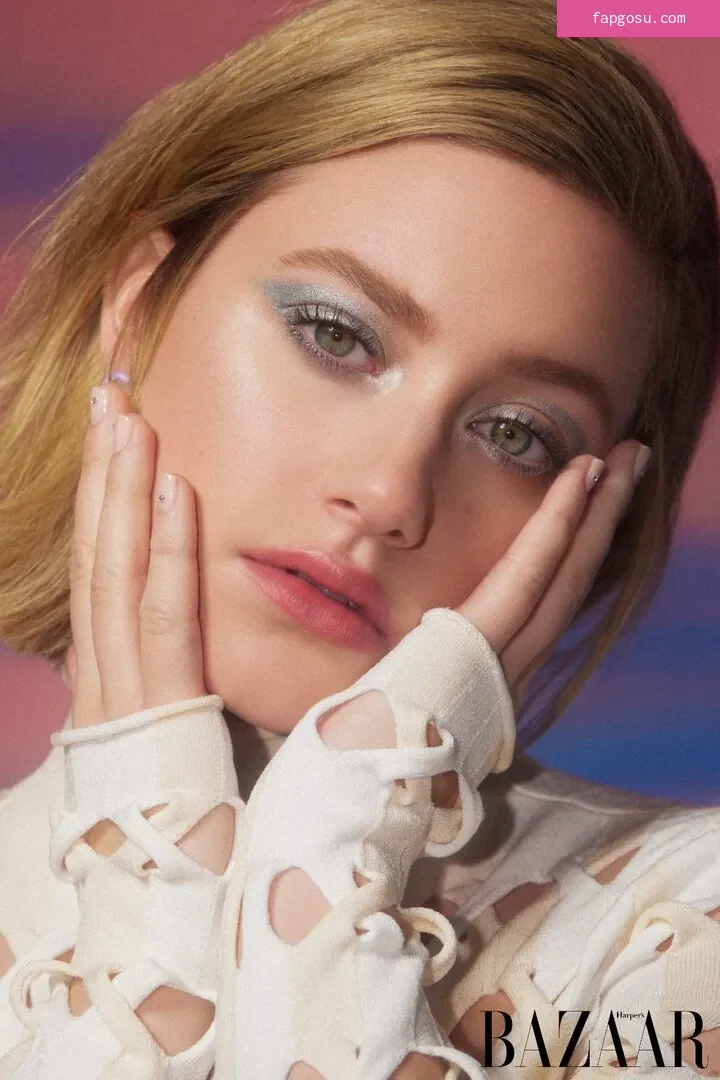 Lili Reinhart
