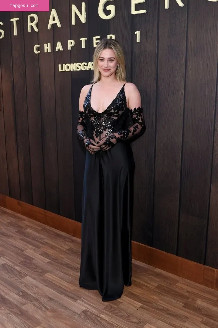 Lili Reinhart