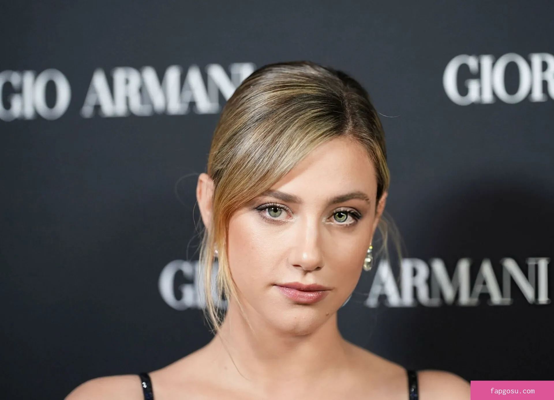 Lili Reinhart