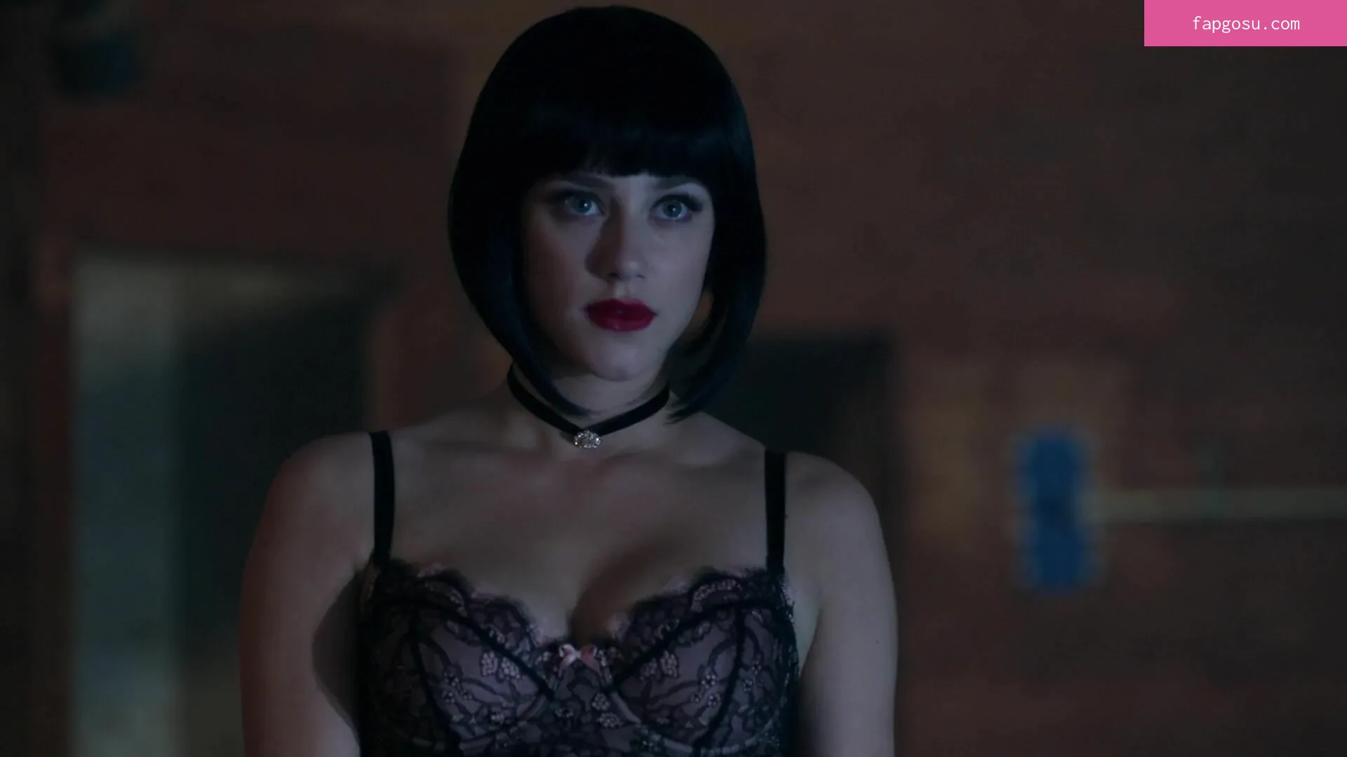 Lili Reinhart