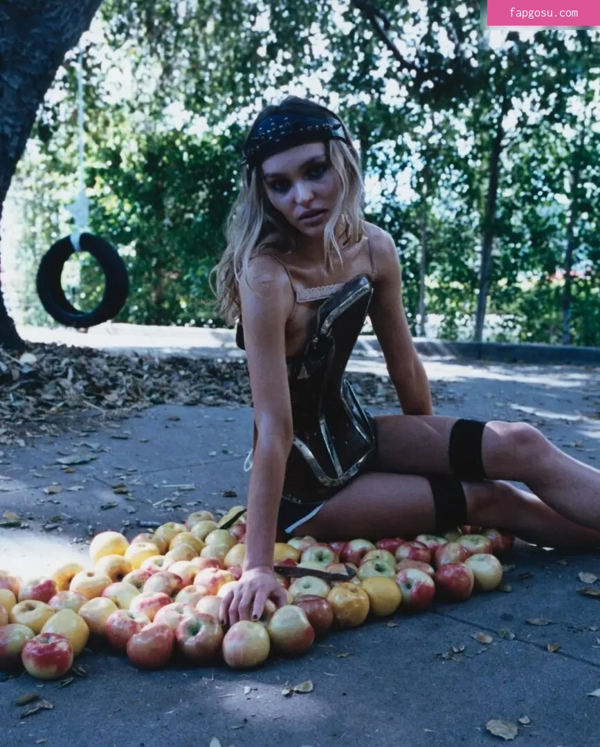 Lily-Rose Depp