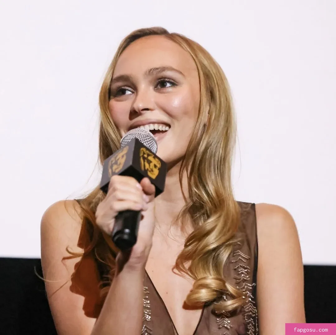 Lily-Rose Depp