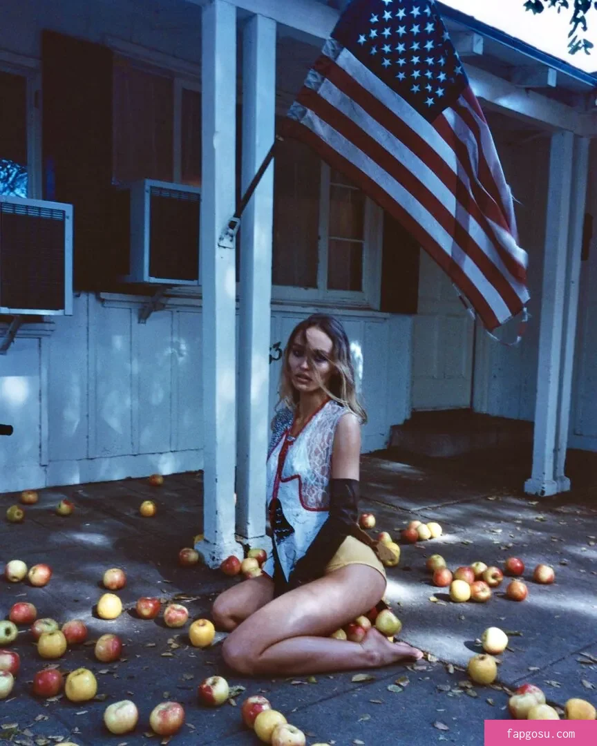 Lily-Rose Depp