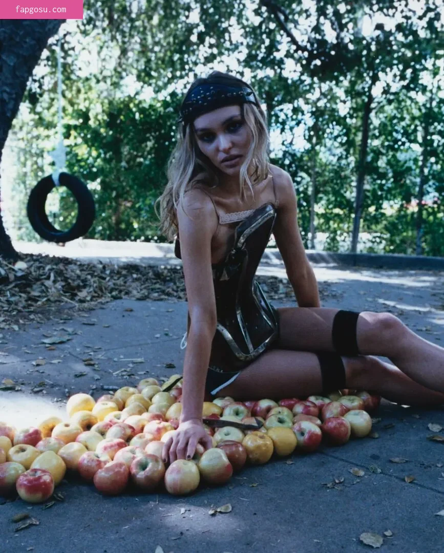 Lily-Rose Depp
